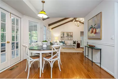 335 Thornwood Drive, Atlanta, GA 30328 - Photo 19