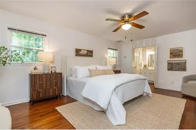 335 Thornwood Drive, Atlanta, GA 30328 - Photo 31