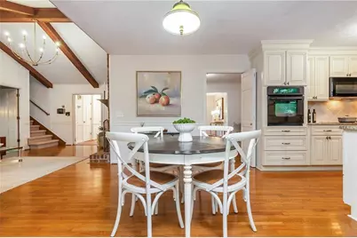 335 Thornwood Drive, Atlanta, GA 30328 - Photo 21
