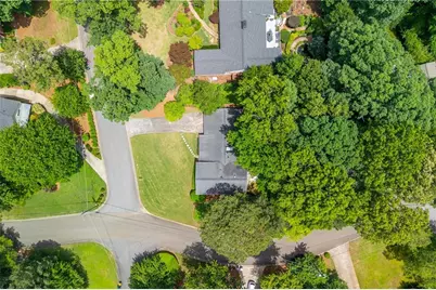 335 Thornwood Drive, Atlanta, GA 30328 - Photo 55