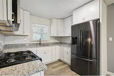 1402 Shadowbrook Drive, Marietta, GA 30062 - Photo 11