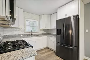 1402 Shadowbrook Dr, Marietta, GA 30062 - Photo 11
