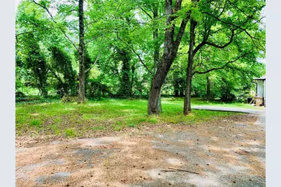 1402 Shadowbrook Drive, Marietta, GA 30062 - Photo 7