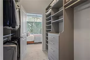 250 Pharr Rd NE, Atlanta, GA 30305 - Photo 15