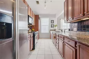 799 Hammond Dr, Atlanta, GA 30328 - Photo 11