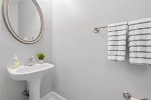 799 Hammond Dr, Atlanta, GA 30328 - Photo 15