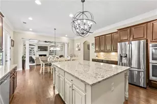 12460 Pindell Cir, Alpharetta, GA 30004 - Photo 3