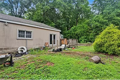 425 Page Avenue NE, Atlanta, GA 30307 - Photo 11