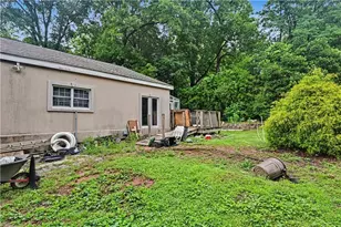 425 Page Ave NE, Atlanta, GA 30307 - Photo 11