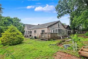 425 Page Ave NE, Atlanta, GA 30307 - Photo 9