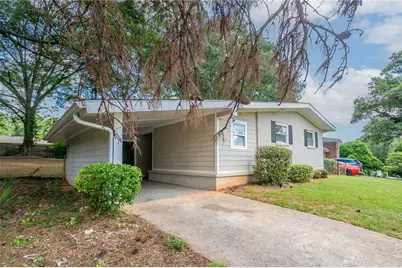 2460 Tyler Way, Decatur, GA 30032 - Photo 3
