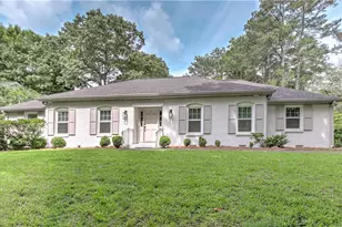 7350 Hunters Branch Dr, Atlanta, GA 30328 - Photo 3