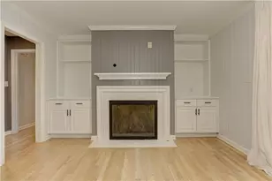 7350 Hunters Branch Dr, Atlanta, GA 30328 - Photo 25