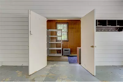 7350 Hunters Branch Drive, Atlanta, GA 30328 - Photo 77