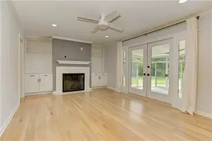 7350 Hunters Branch Dr, Atlanta, GA 30328 - Photo 23