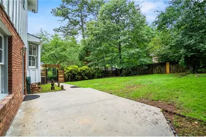 2458 Dunkerrin Lane, Atlanta, GA 30360 - Photo 9