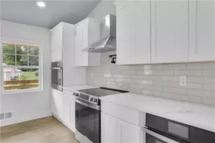 4255 Glenda Dr, College Park, GA 30337 - Photo 5