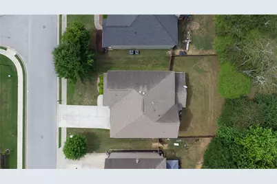 1314 Bentley Estates Drive, Dacula, GA 30019 - Photo 3