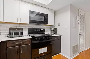 740 Anderson Walk, Marietta, GA 30062 - Photo 9