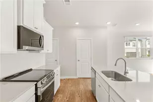 2011 Underwood Dr, Lawrenceville, GA 30043 - Photo 7