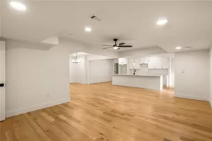 4736 Bridgewater Dr SW, Lilburn, GA 30047 - Photo 35
