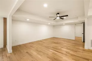 4736 Bridgewater Dr SW, Lilburn, GA 30047 - Photo 31
