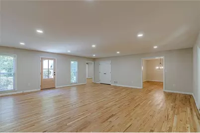4296 Huntington Circle, Atlanta, GA 30338 - Photo 7