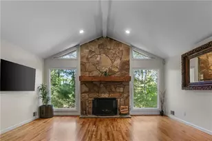310 Saddle Creek Cir, Roswell, GA 30076 - Photo 3