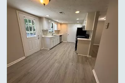 1386 Williamsburg Lane, Norcross, GA 30093 - Photo 9