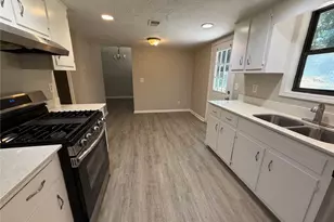 1386 Williamsburg Ln, Norcross, GA 30093 - Photo 11