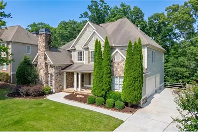 302 Beech Tree Hollow, Sugar Hill, GA 30518 - Photo 3