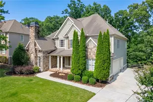 302 Beech Tree Hollow, Sugar Hill, GA 30518 - Photo 3