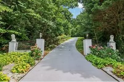 4748 Arcado Road SW, Lilburn, GA 30047 - Photo 3