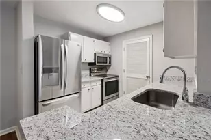 305 Granville Ct, Atlanta, GA 30328 - Photo 7