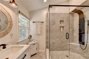 2050 Winthrope Cmns, Alpharetta, GA 30009 - Photo 39