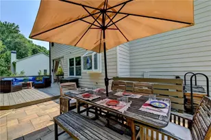 2050 Winthrope Cmns, Alpharetta, GA 30009 - Photo 69
