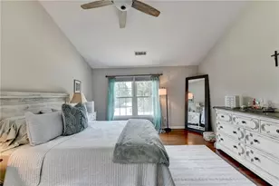 2050 Winthrope Cmns, Alpharetta, GA 30009 - Photo 33