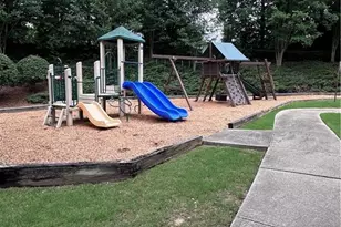 2050 Winthrope Cmns, Alpharetta, GA 30009 - Photo 55