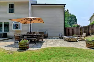2050 Winthrope Cmns, Alpharetta, GA 30009 - Photo 75
