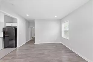 1152 Wedgewood Dr NW, Atlanta, GA 30318 - Photo 9
