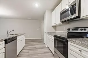 112 W Lexington Ave, Griffin, GA 30223 - Photo 13