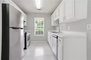 11190 Knotty Pine Pl, Hampton, GA 30228 - Photo 11
