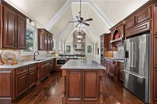 746 Mockingbird Ln, Marietta, GA 30068 - Photo 21
