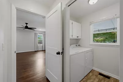 851 McLinden Avenue SE, Smyrna, GA 30080 - Photo 13