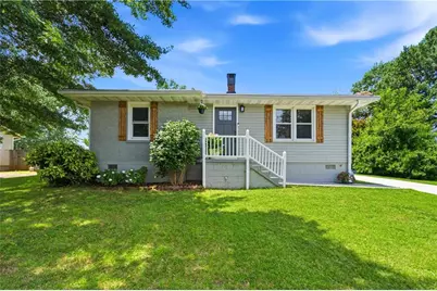 851 McLinden Avenue SE, Smyrna, GA 30080 - Photo 1
