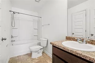 216 Loganview Dr, Loganville, GA 30052 - Photo 25