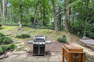90 Bonnie Ln NE, Sandy Springs, GA 30328 - Photo 25