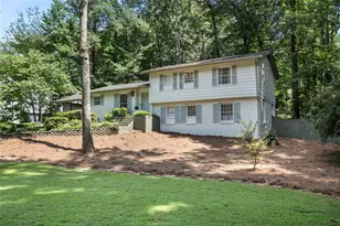 90 Bonnie Ln NE, Sandy Springs, GA 30328 - Photo 5