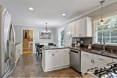 90 Bonnie Lane NE, Sandy Springs, GA 30328 - Photo 3