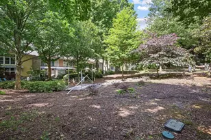 1337 Peachtree View, Brookhaven, GA 30319 - Photo 45
